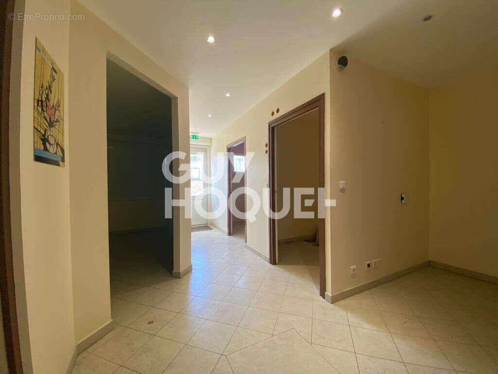 Appartement à ISSOU