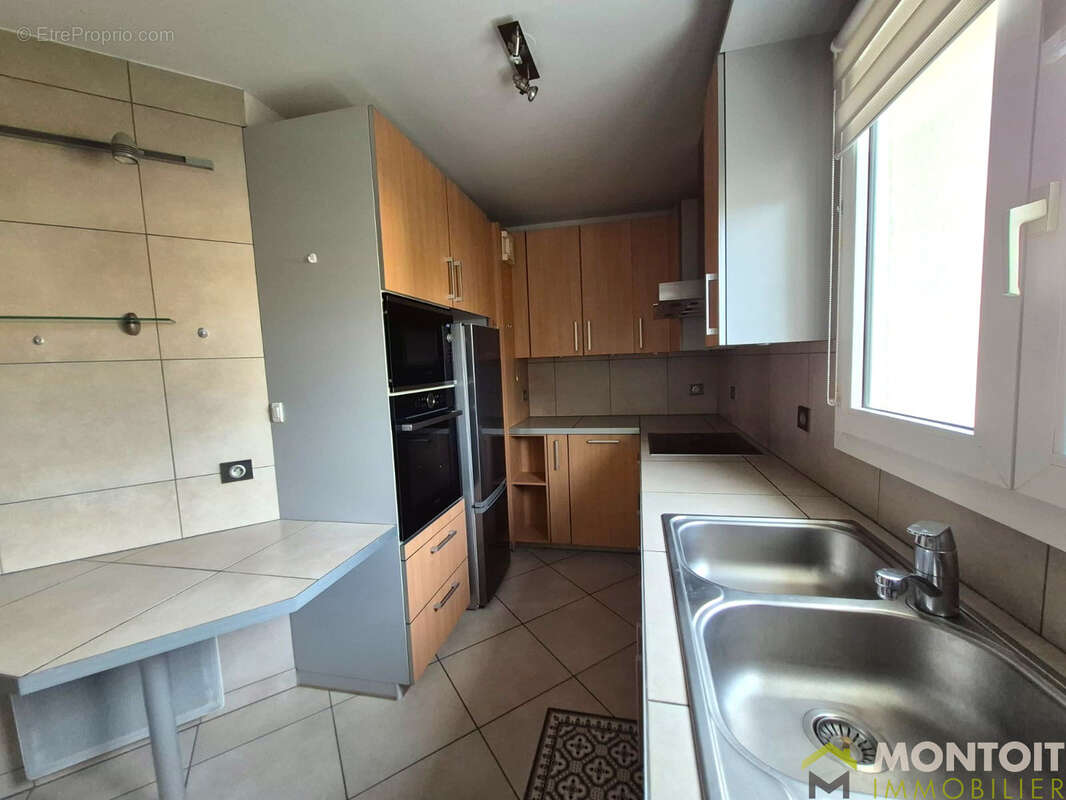 Appartement à THIAIS