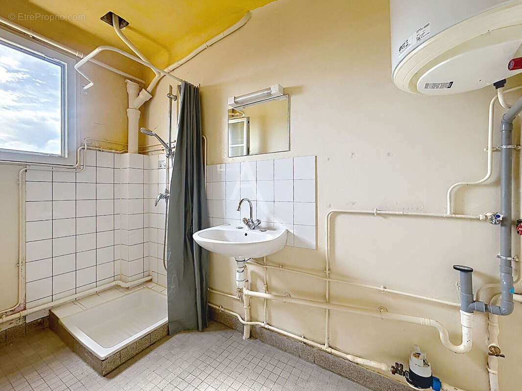 Appartement 2 pièces à vendre à Melun, secteur Gare Melun - photo 3