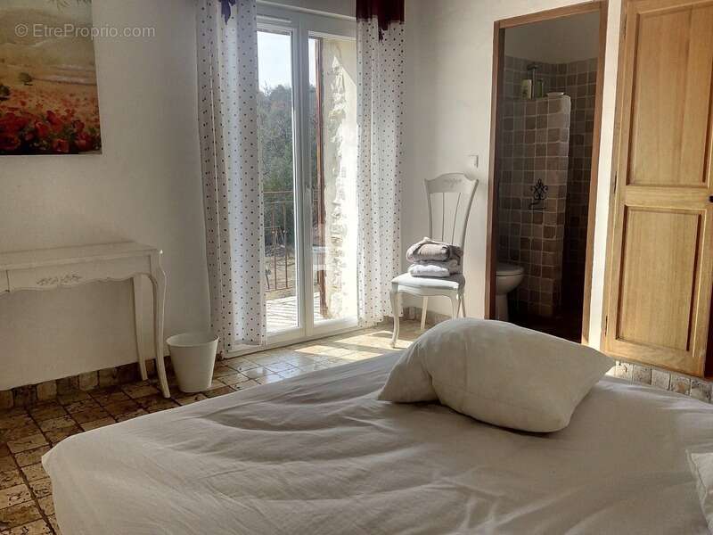 Propriété Gîtes et chambres d'hôtes 20 hA - 550 m2 à Banon - photo 14