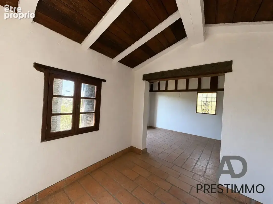 Maison 121 m² à Santa-Maria-Di-Lota  - photo 4