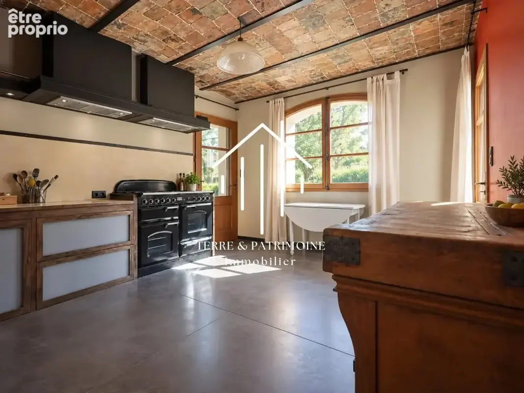 Maison de caractère aux accents provençaux – Volumes, charme et confort moderne - photo 2
