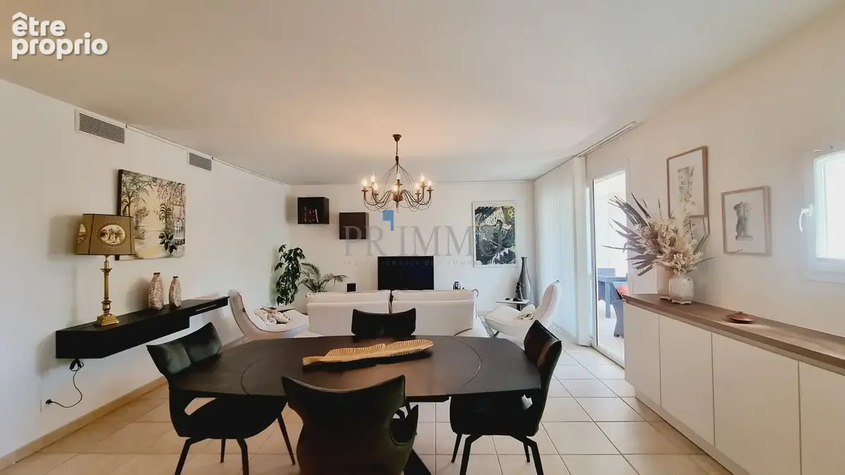 Boulouris centre magnifique 3 pieces entierement renove avec garage - photo 2