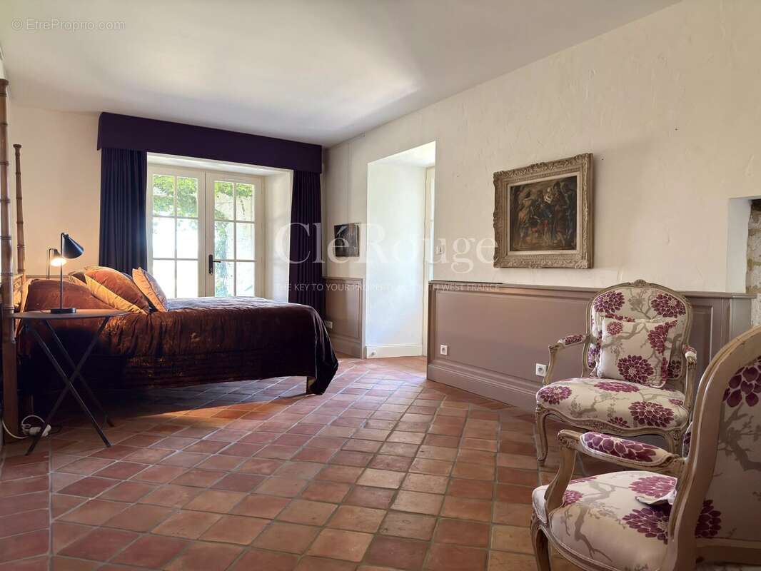 Proche d'Eymet – Ancien domaine du XVe siècle avec maison d'amis, piscine à débordement et près de 4 hectares - photo 16