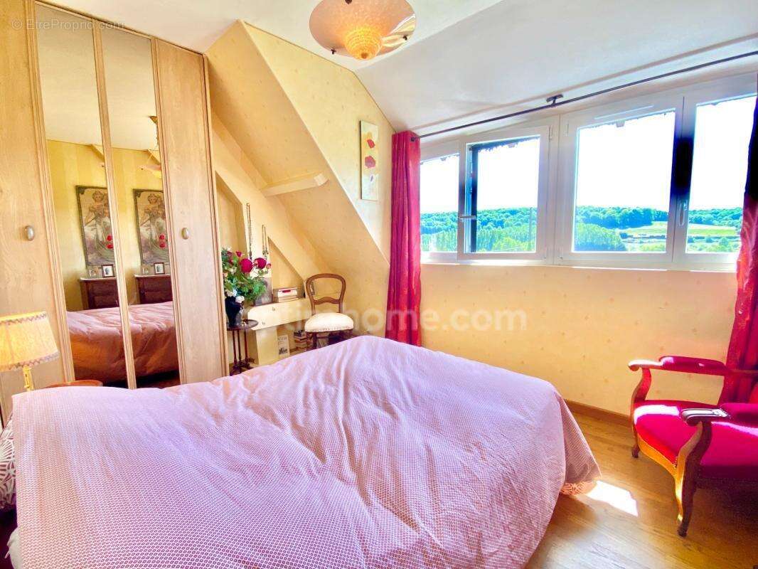 Maison à vendre, 4 chambres, Véranda, grand séjour, double garage, jardin arboré, vue dégagée - Proche ORBEC (14290) - photo 15