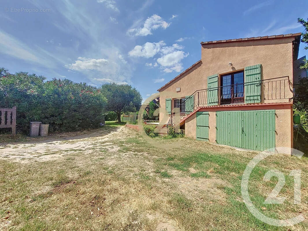 Maison à COMPS