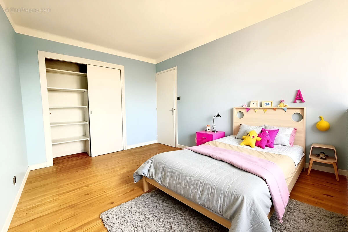 Maison à CHATEAUNEUF-DE-GALAURE