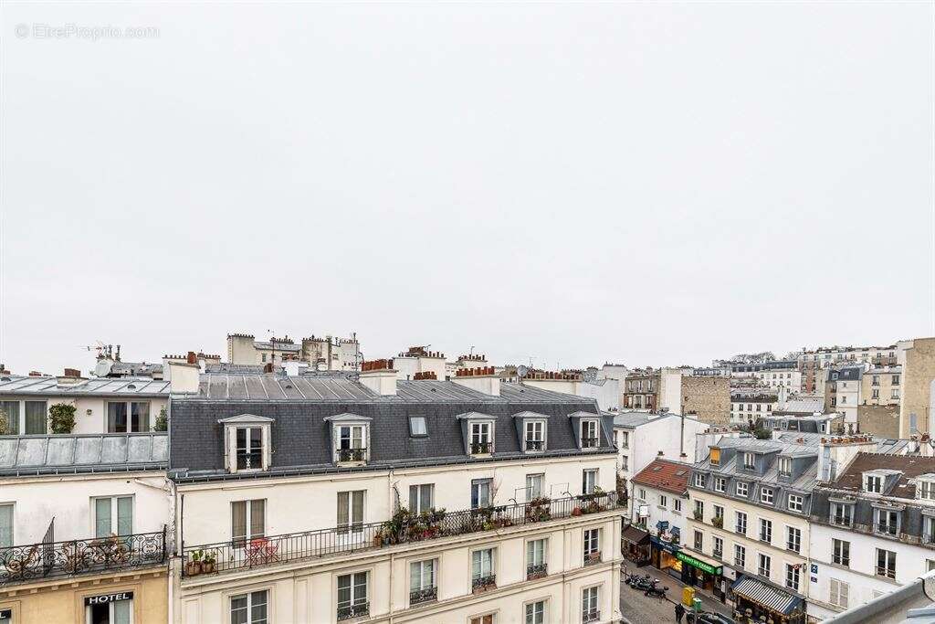 Appartement à PARIS-18E