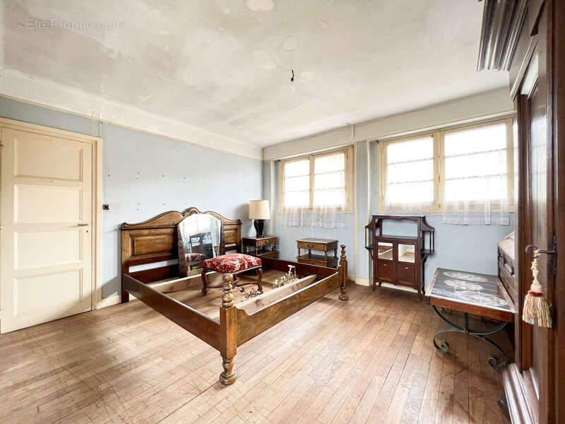 Maison à LONLAY-L'ABBAYE