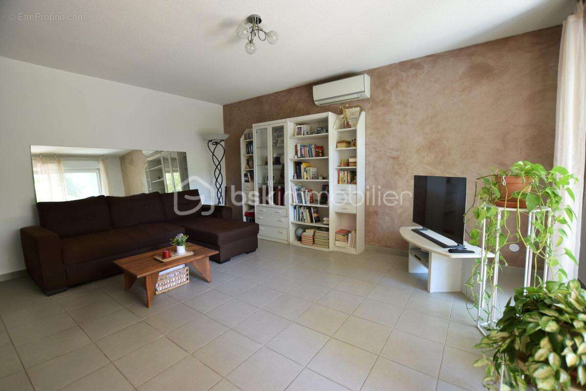 Appartement à PEGOMAS