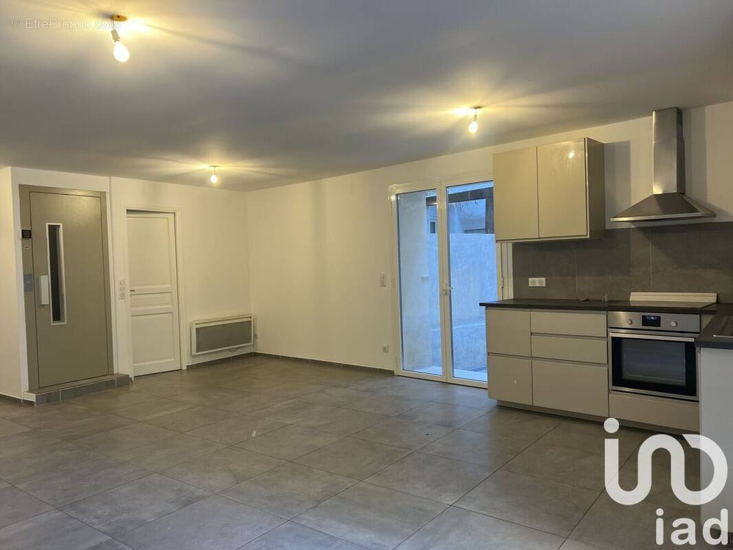 Photo 1 - Maison à NANS-LES-PINS