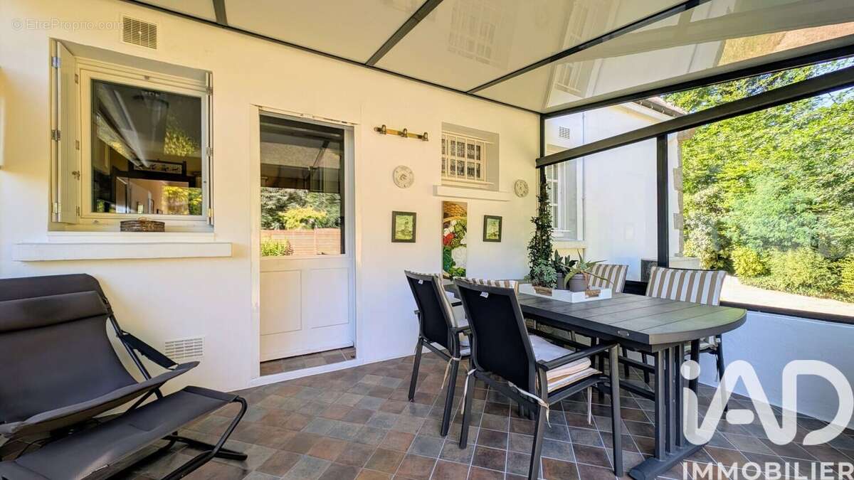 Photo 5 - Maison à SAINT-AVE