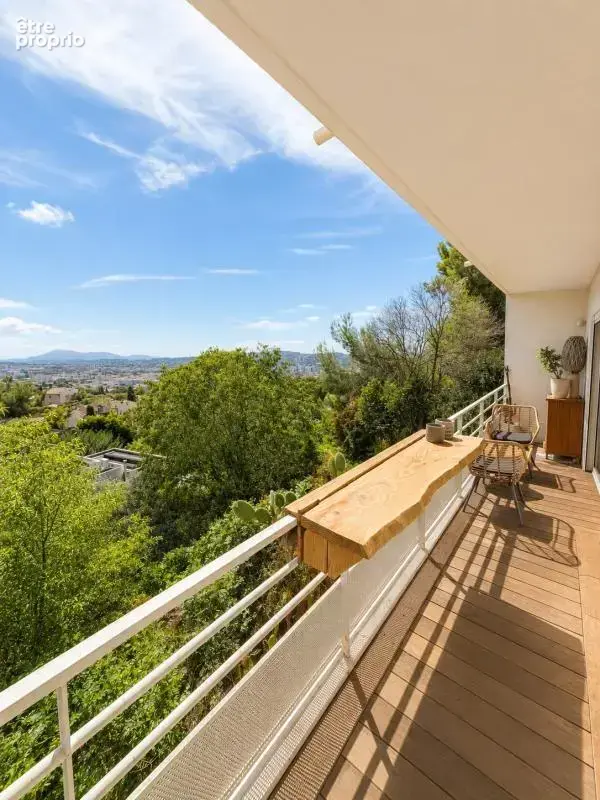 A vendre  toulon 83100 bel appartement 3 pieces renove avec terrasse quartier le faron - photo 4