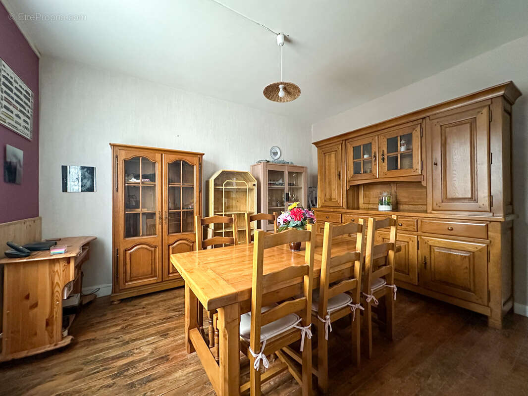 Maison à ROUSSILLON