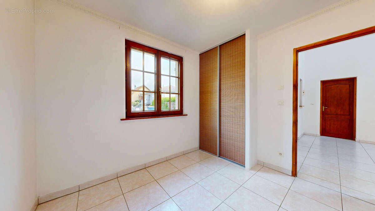 Maison à MACHEREN