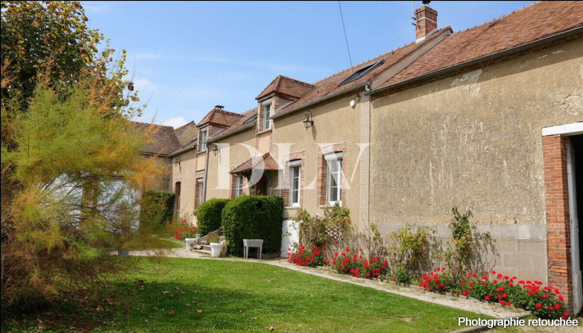 Maison à MONTEREAU-FAULT-YONNE