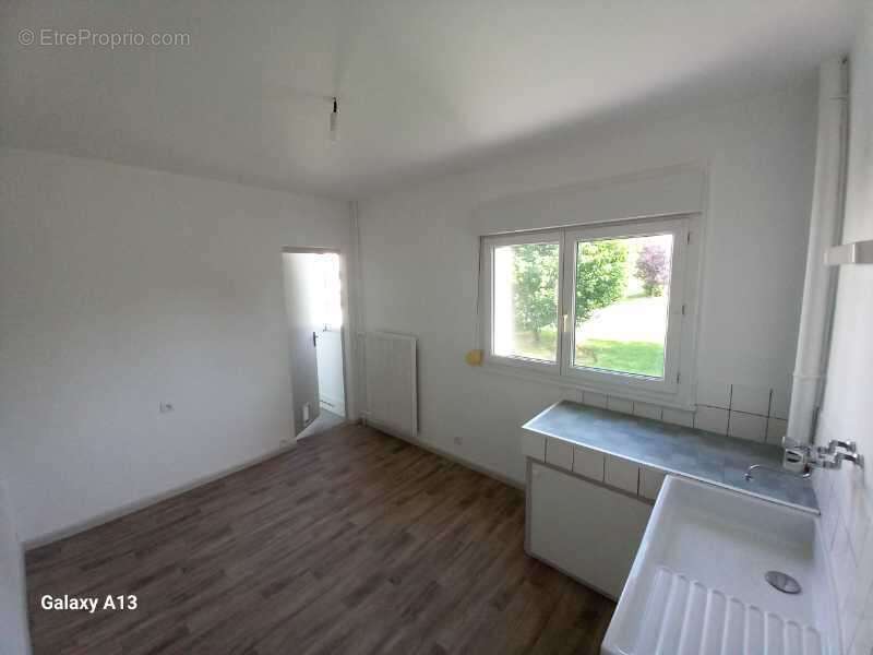 Appartement 65 m² à Delle  - photo 4