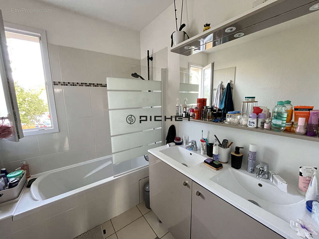 Appartement à SAINT-JEAN-D&#039;ILLAC