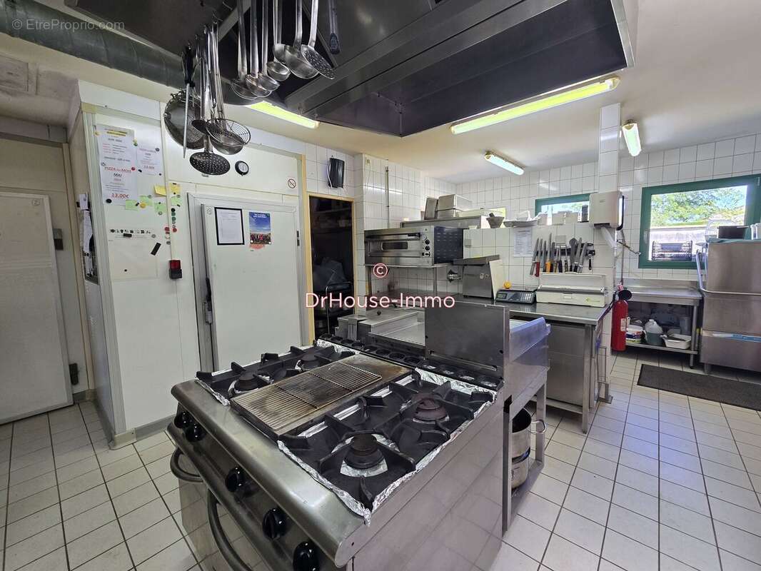 Commerce 118 m² à Saint-Remy  - photo 6