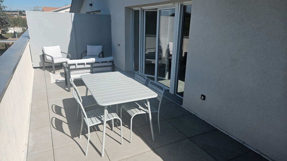 Appartement à CASTELGINEST