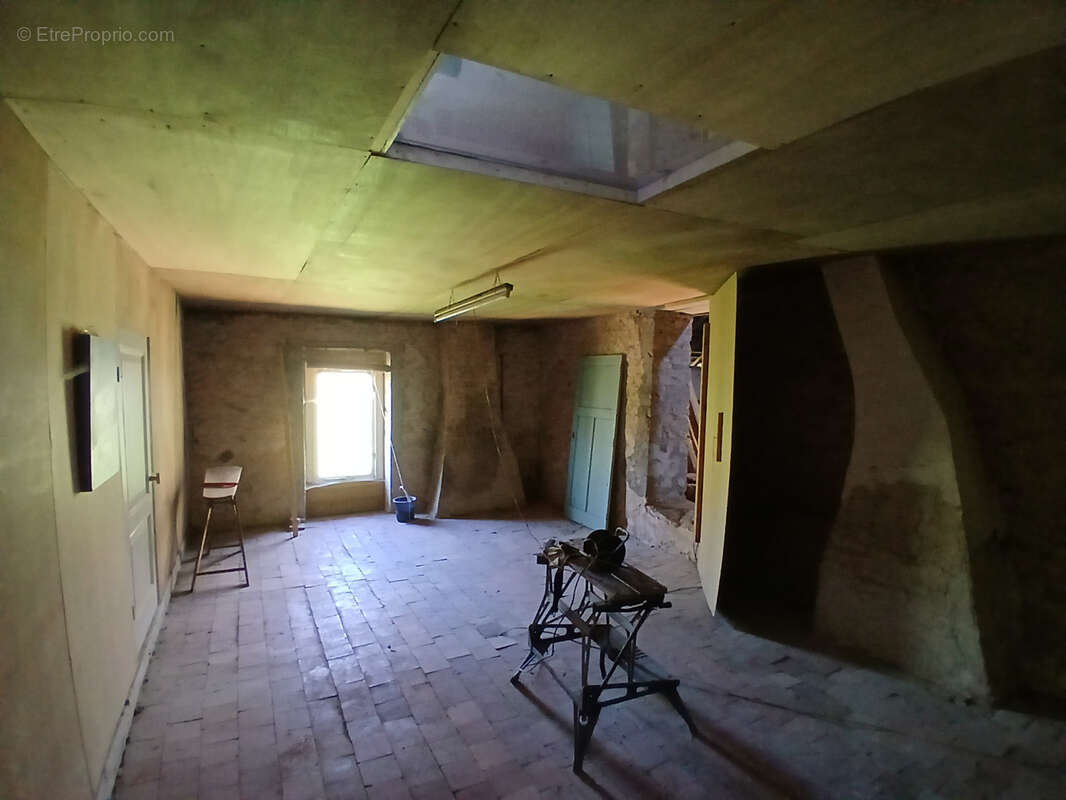 Maison à MHERE