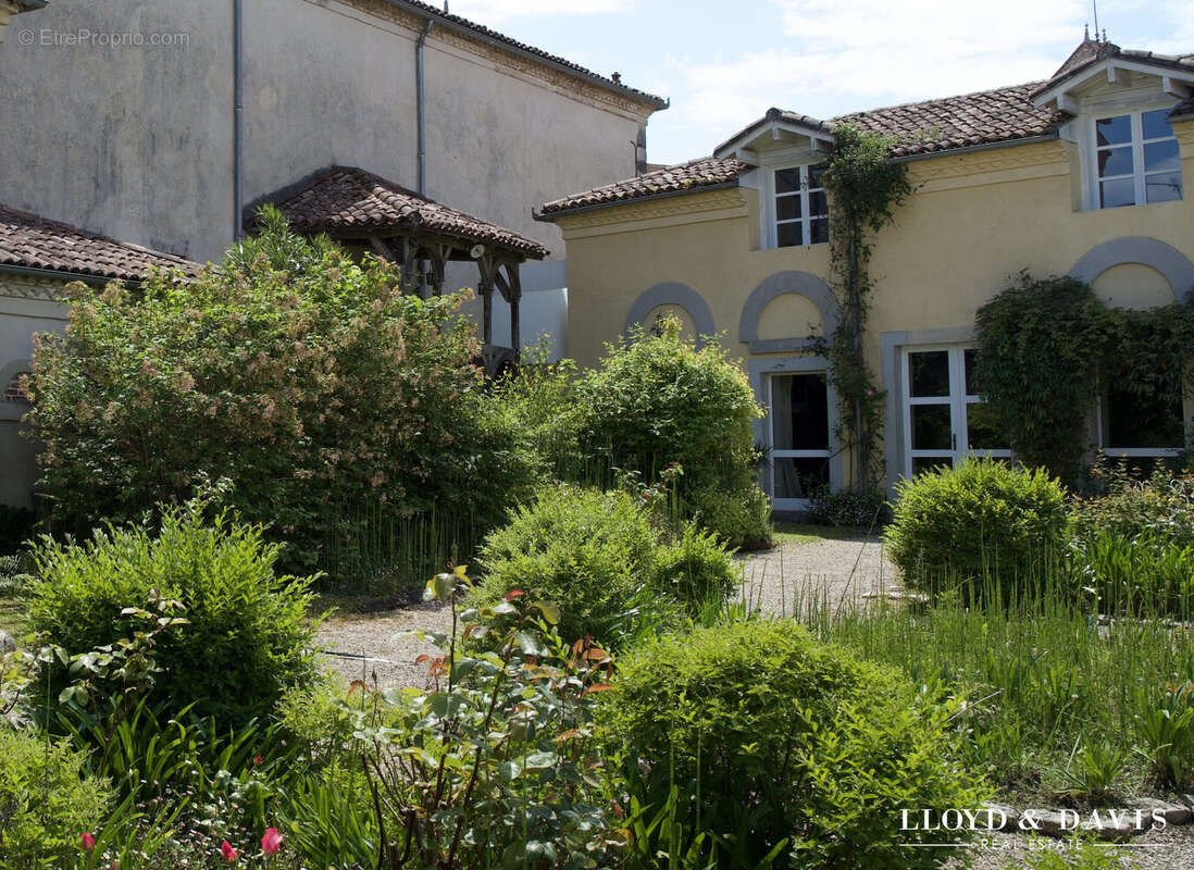 Maison à SAINT-SEVER