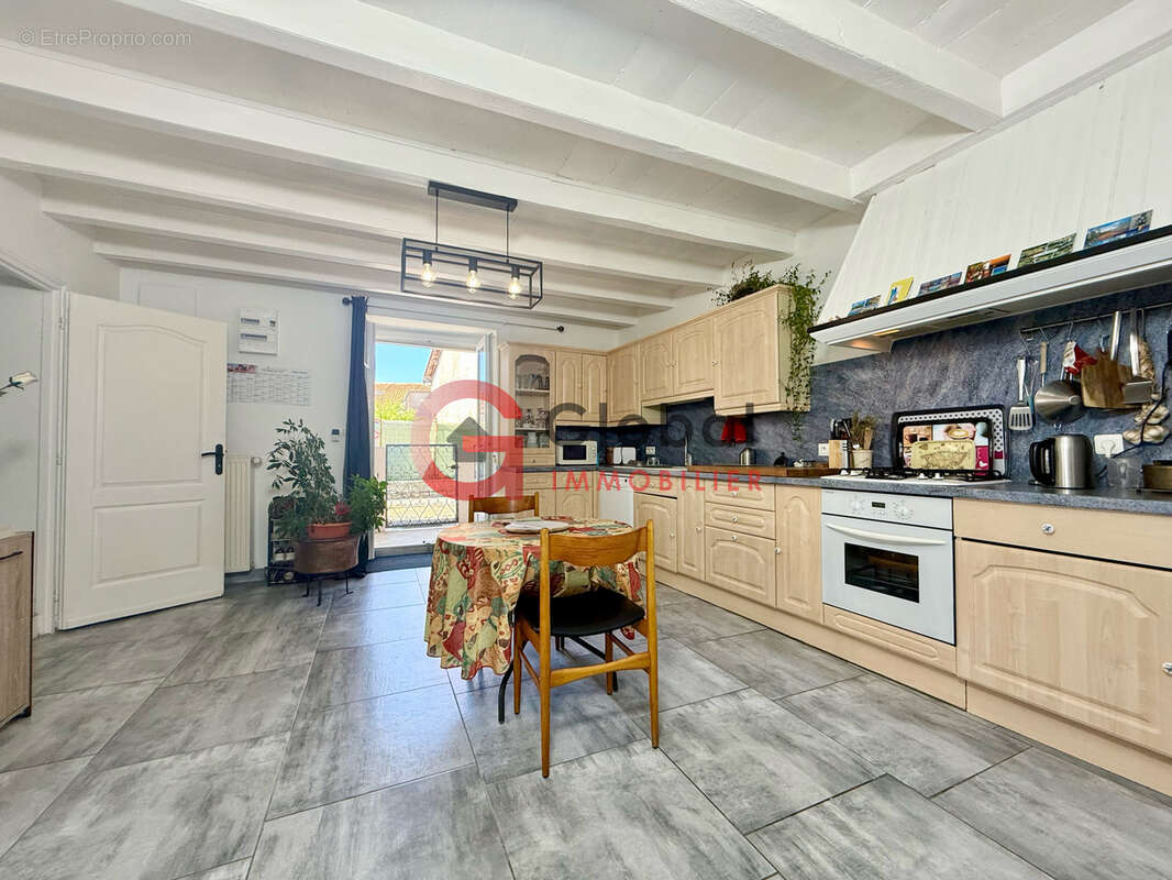 Maison à SAINT-HILAIRE-LA-PALUD