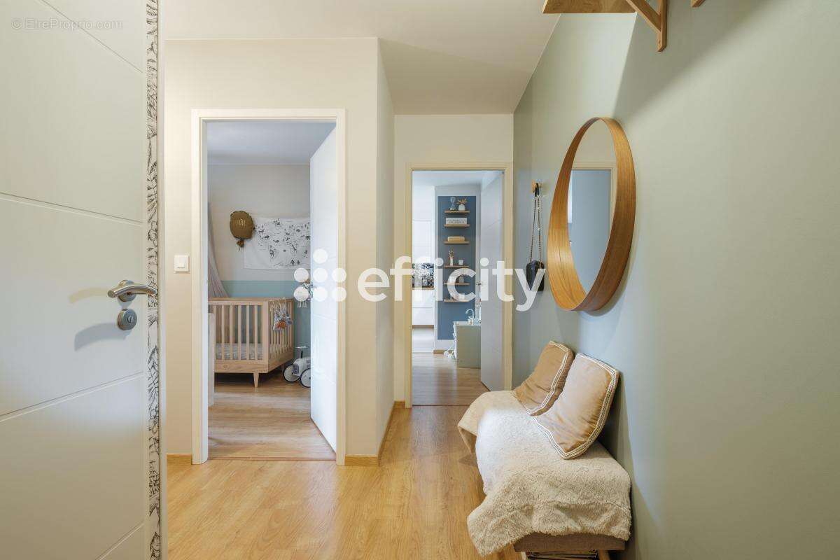 Appartement à SAINT-SEBASTIEN-SUR-LOIRE