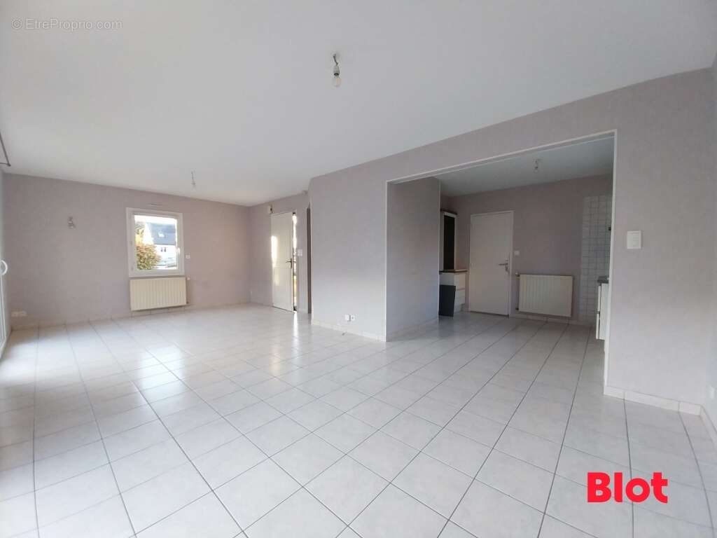 Maison à BAIN-DE-BRETAGNE