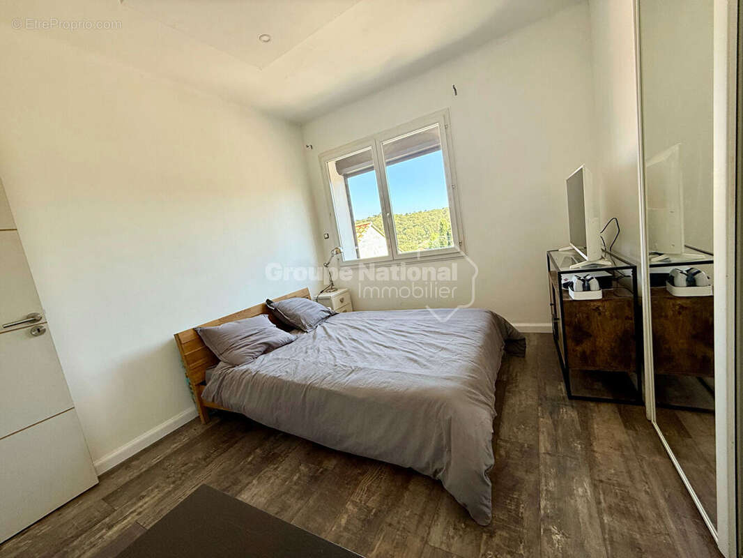 Appartement à LE ROVE