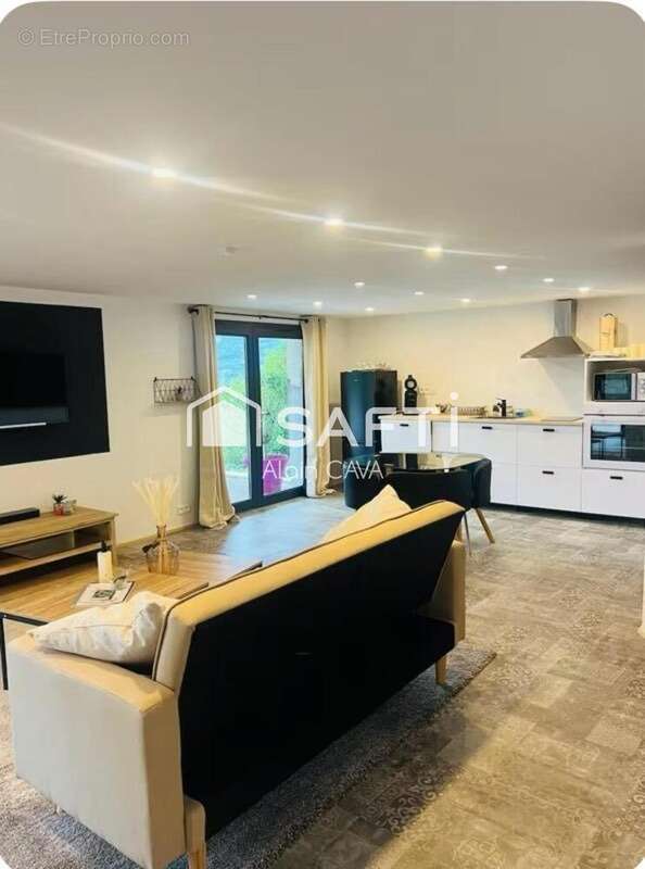 Maison 188 m² à Seyne  - photo 9
