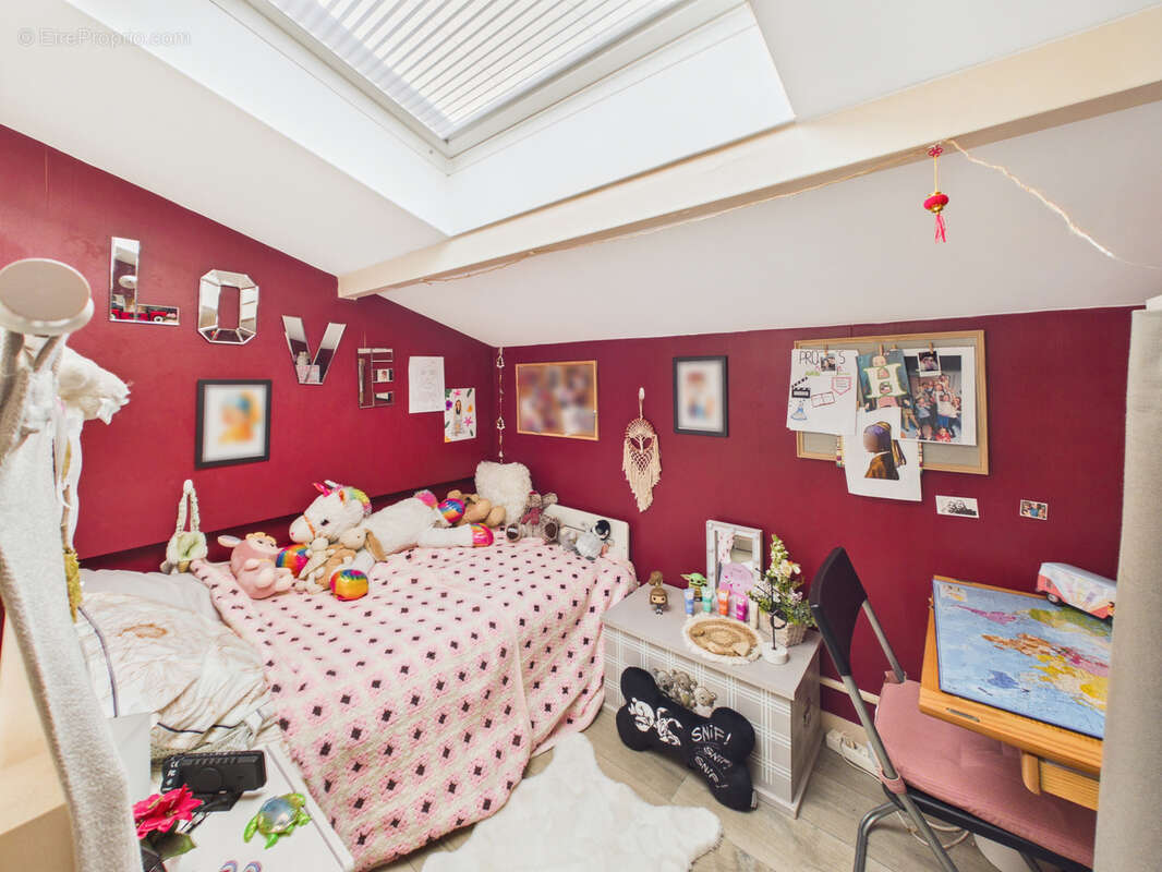 Appartement à SARTROUVILLE