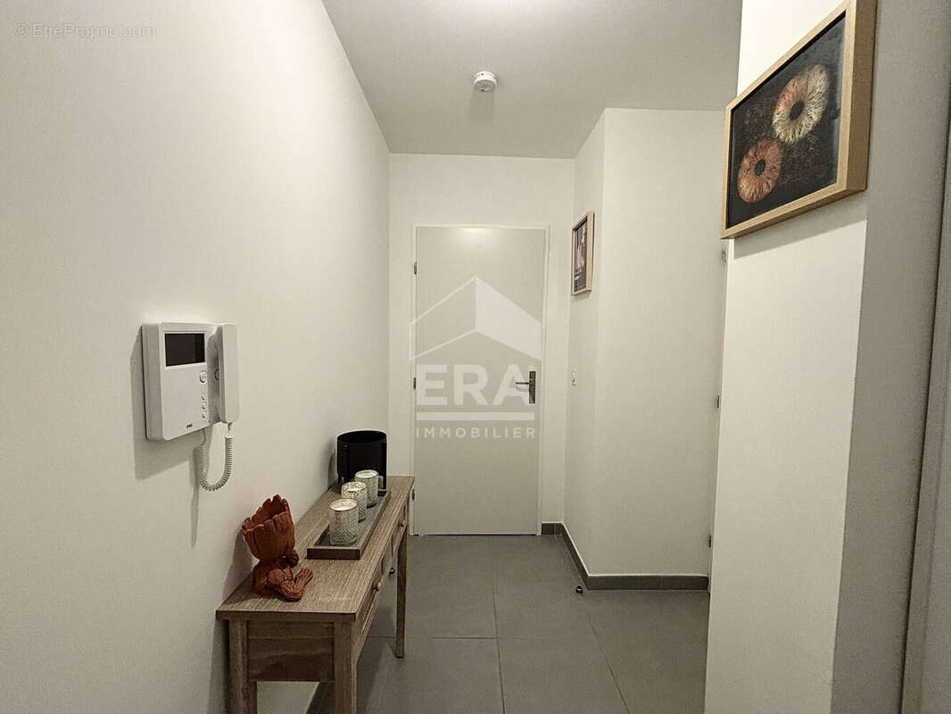 Appartement à EMERAINVILLE