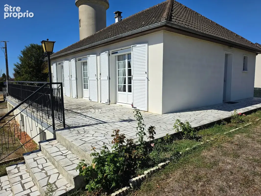 Francueil   pavillon 75 m2 avec sous-sol de 100 m2   terrain 940 m2 - photo 2