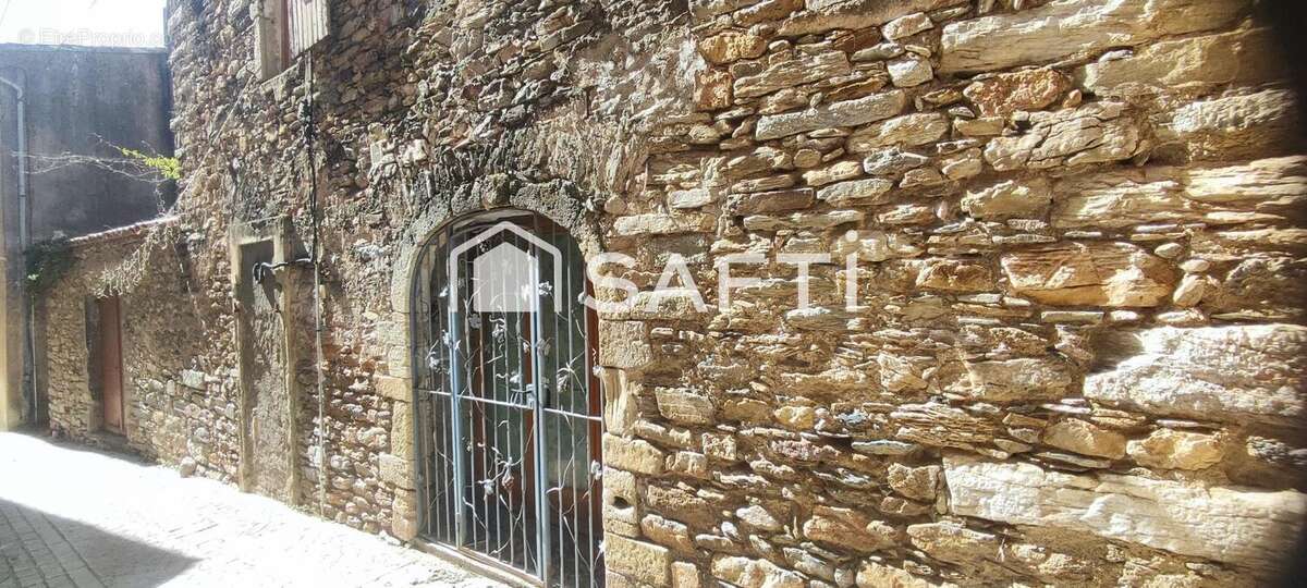 Photo 2 - Maison à FAUGERES