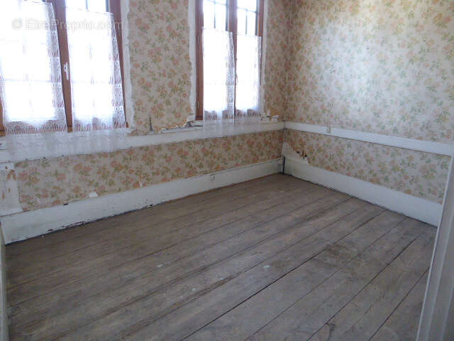 Appartement à PONT-L&#039;EVEQUE