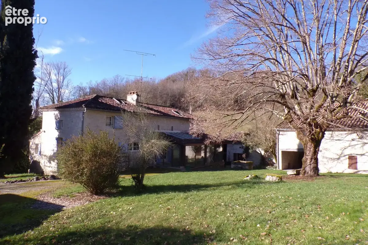 Vue Est - Maison à PUYMIROL