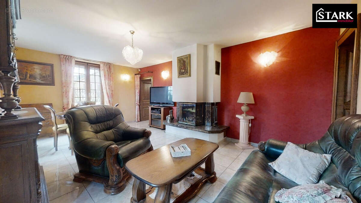 Maison 230 m² à Saint-Barthelemy  - photo 5