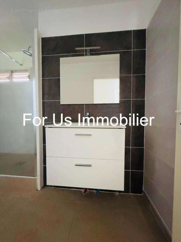 Appartement à SAINTE-ROSE