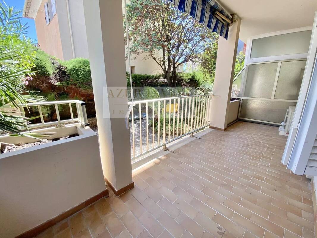 Appartement à ROQUEBRUNE-CAP-MARTIN