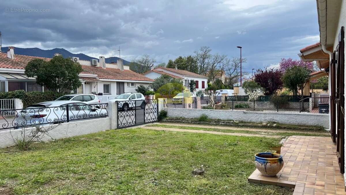 Maison à SAINT-GENIS-DES-FONTAINES
