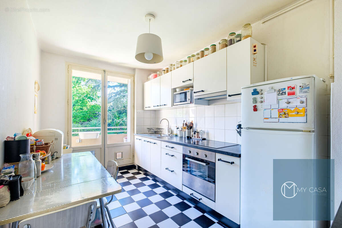 Appartement à CALUIRE-ET-CUIRE