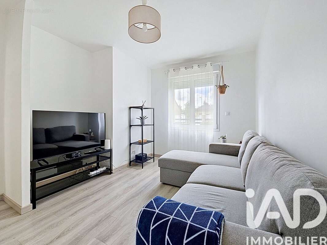 Maison 62 m² à Bouville  - photo 6