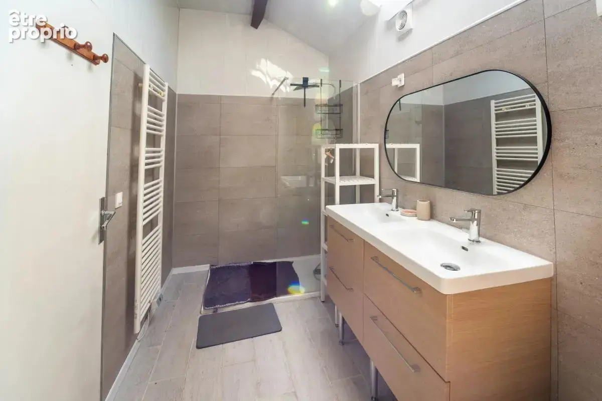 Maison de 5 pièces de 118 m² à Petit-Couronne - photo 9