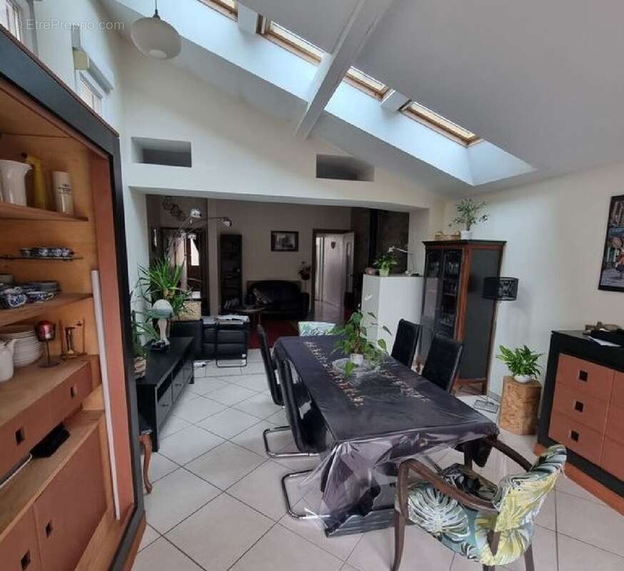 Maison à PETTONCOURT