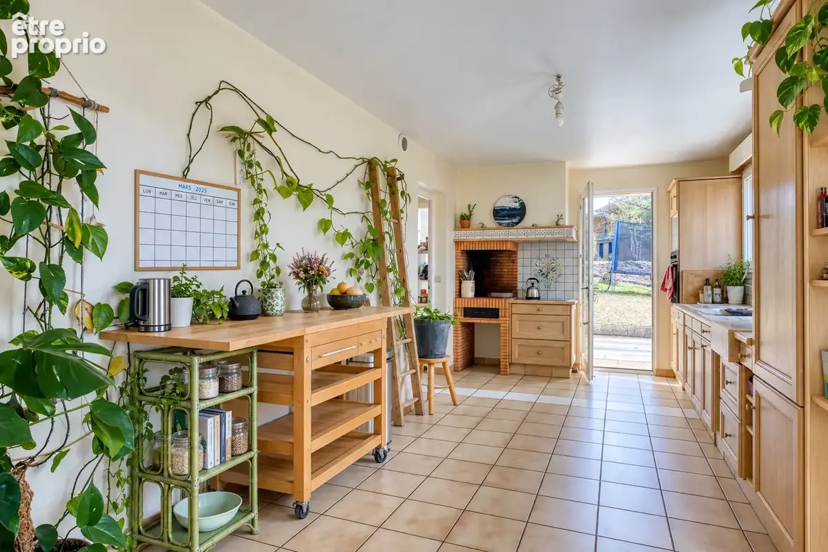 maison lumineuse avec vue sur le lac et les montagnes au calme - photo 3