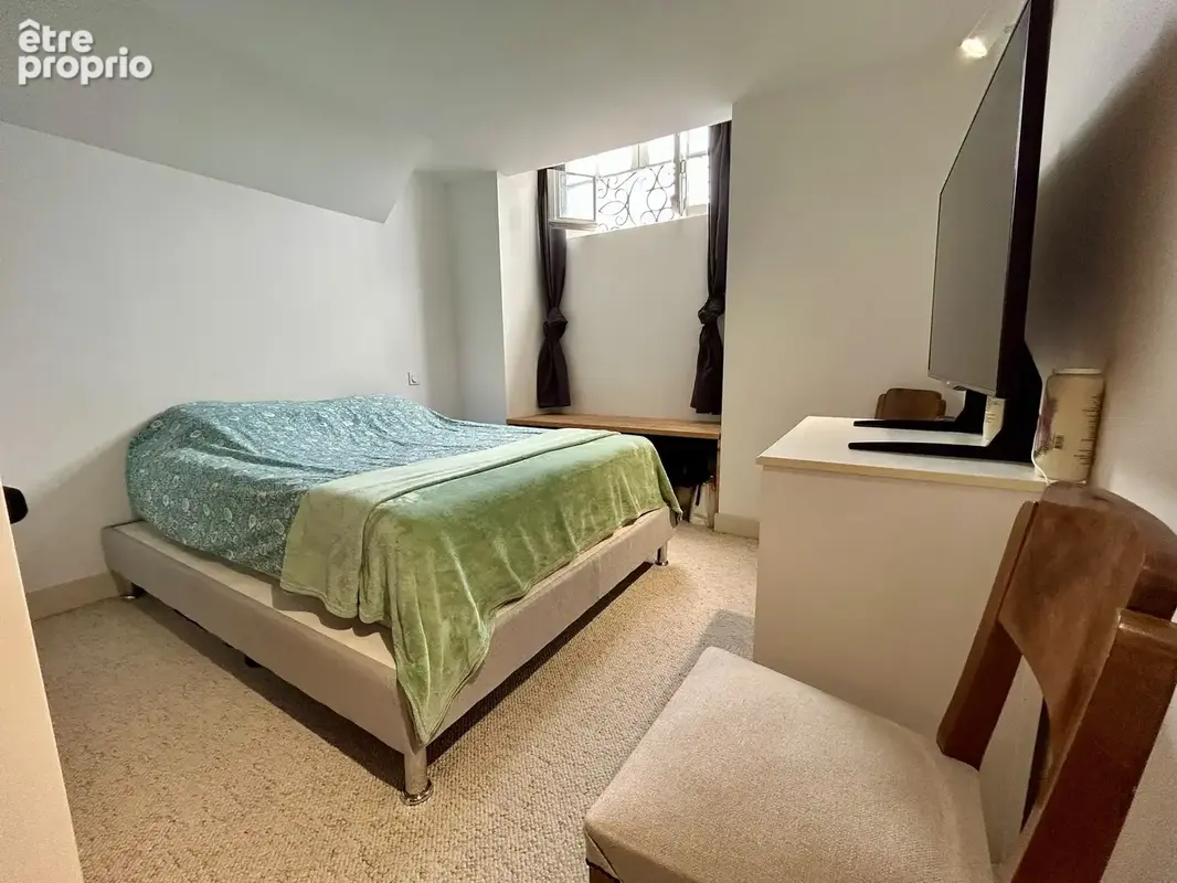 Appartement T2 traversant Porte de Bourgogne - photo 4