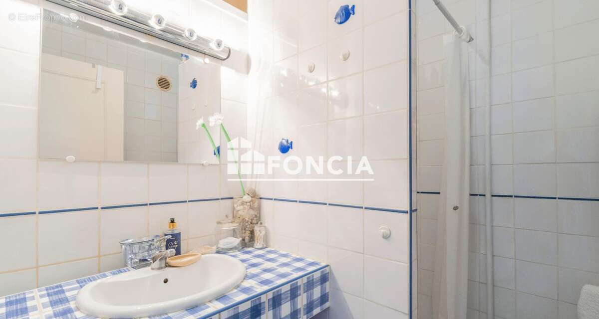 Appartement à MARSEILLE-9E
