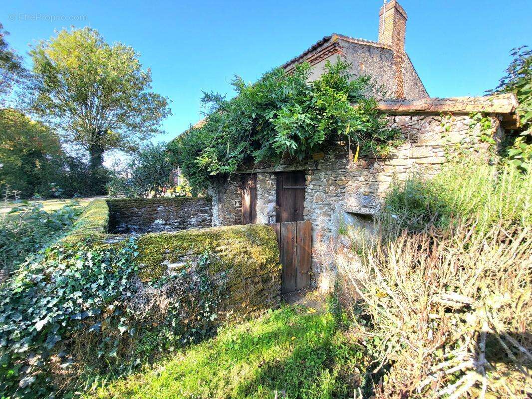 Maison à LE LANDREAU