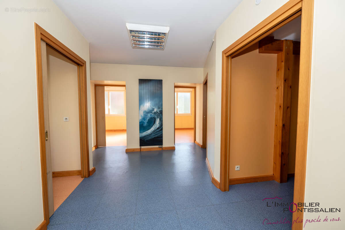 Oye et pallet : local ou appartement en rdc - photo 15